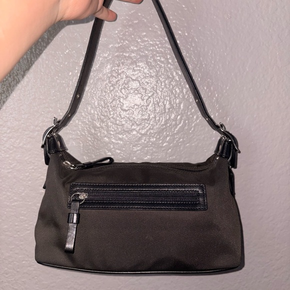 Coach Handbags - Elegant Brown vintage coach Women's Shoulder Bag